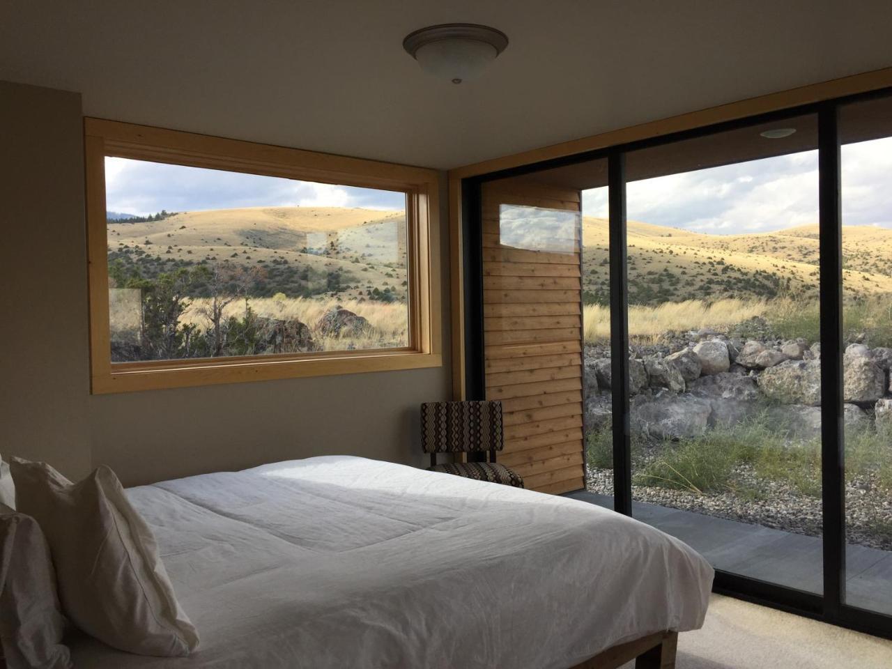 Erik'S Ranch Villa Hoffman Exterior photo